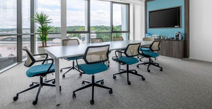 2-12 Parvis Colonel Arnaud Beltrame, Versailles - Image 5