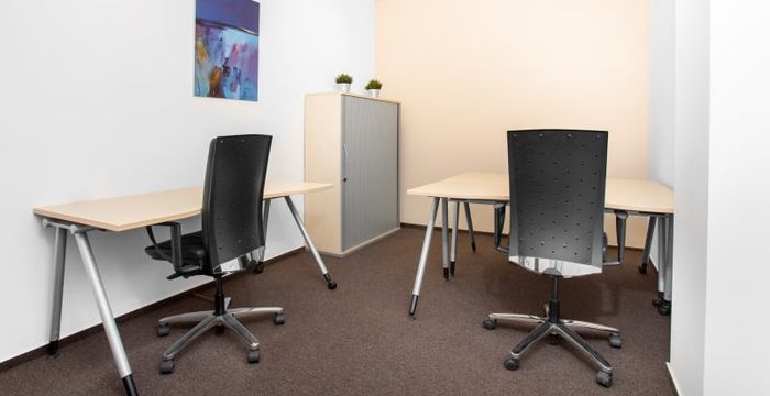 2/4 Holandska, Brno - Image 3