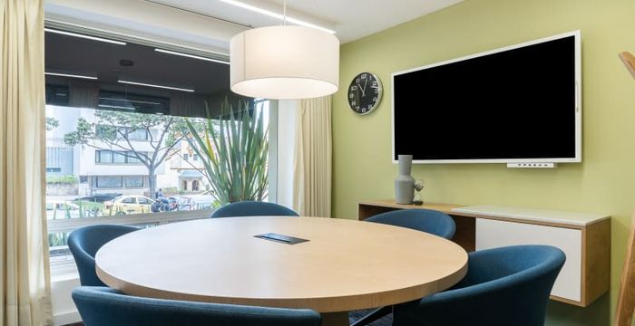 Calle 79b No 5-81, Bogota - Image 2