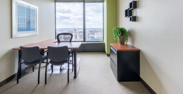 250 E Wisconsin Ave, Milwaukee - Image 2