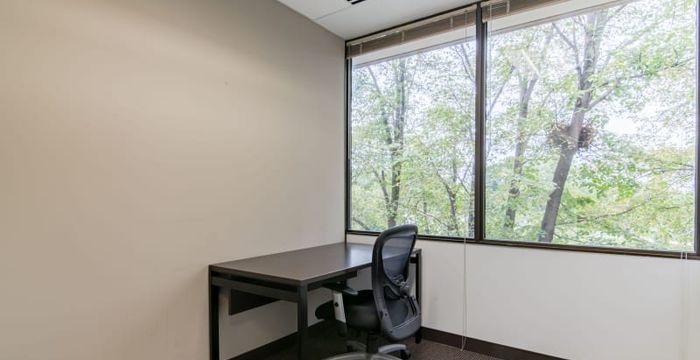 800 E 101st Terrace, Kansas City - Image 4