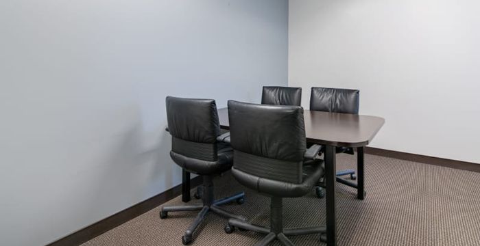 800 E 101st Terrace, Kansas City - Image 3