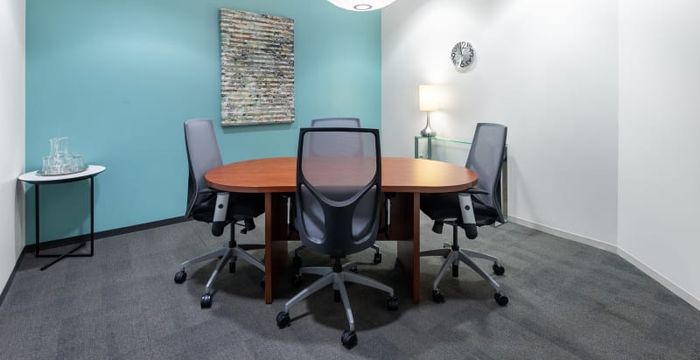 Hill Country Galleria - Image 4