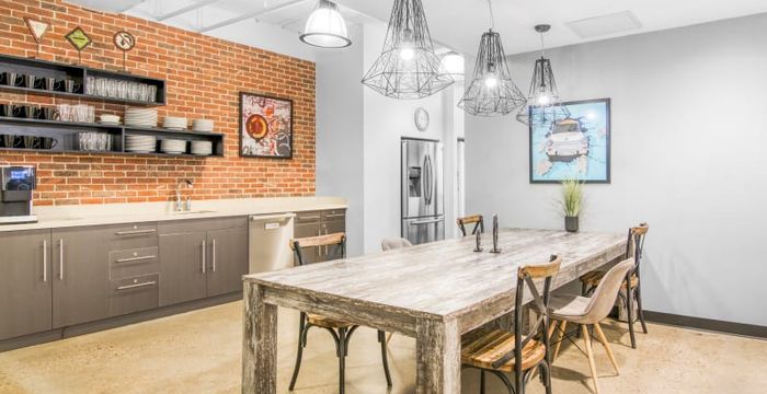 330 St Mary Avenue, Winnipeg - Image 3