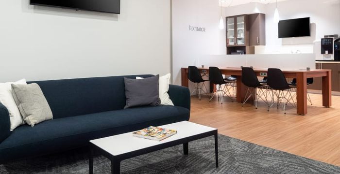 5 Centerpointe Drive, Lake Oswego - Image 2