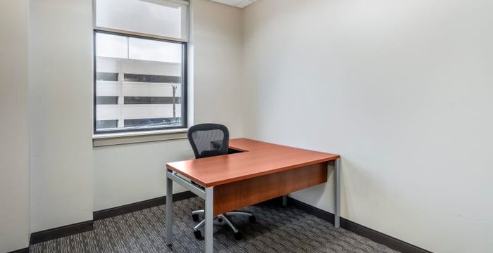 North Stone Oak building - Image 3