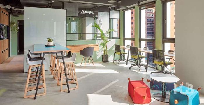 101 Section 3 Minsheng East Road, Songshan - Image 4