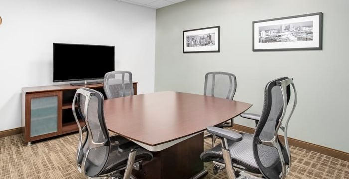 Orange Executive Tower - Image 4