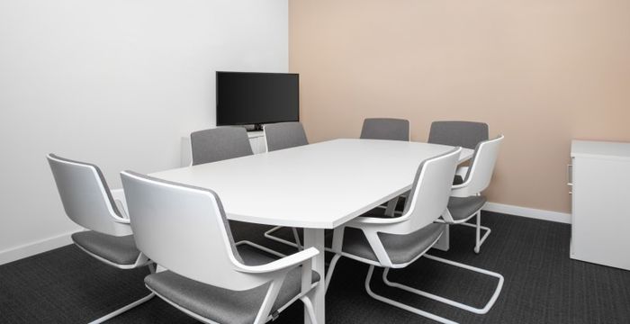 4D Prievozska Street Block E, Bratislava - Image 2