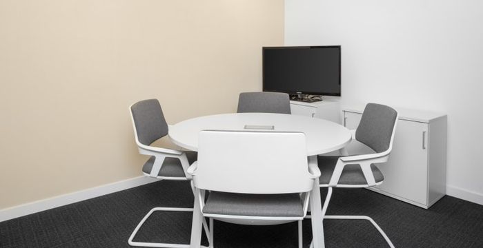 4D Prievozska Street Block E, Bratislava - Image 3