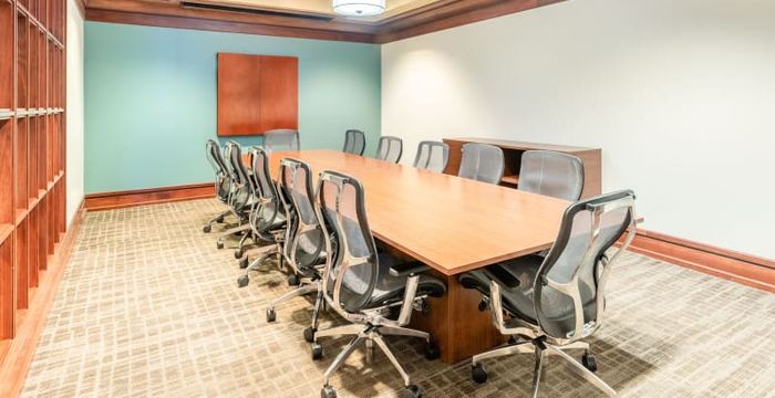 4720 Salisbury Rd, Jacksonville - Image 3