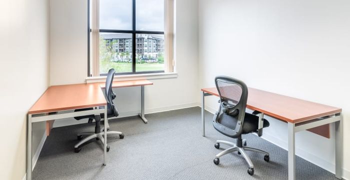 4720 Salisbury Rd, Jacksonville - Image 3