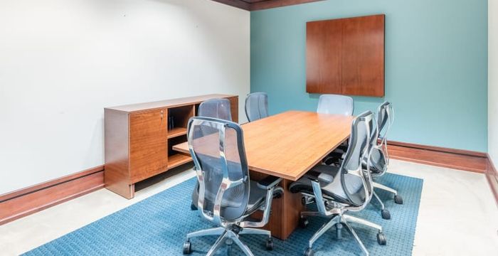 4720 Salisbury Rd, Jacksonville - Image 4