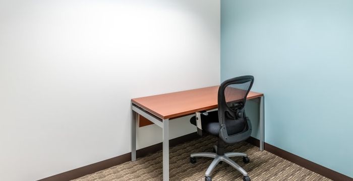 4720 Salisbury Rd, Jacksonville - Image 4