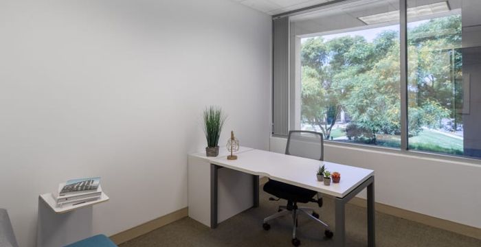 4445 Eastgate Mall, San Diego - Image 2