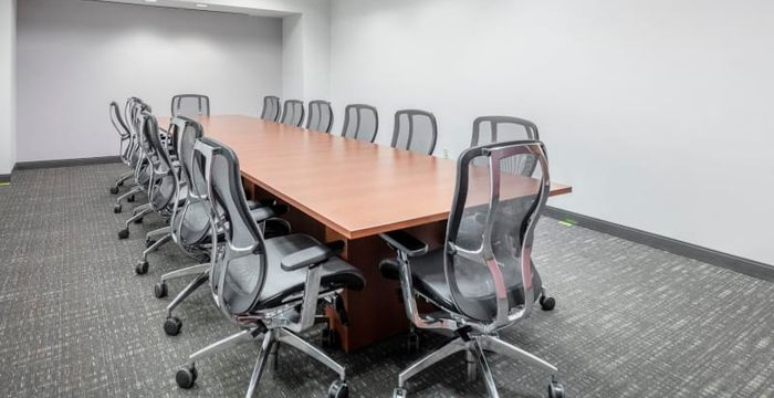 Howard Hughes Parkway Center - Image 5