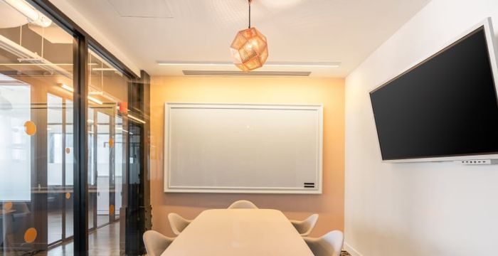 401 Park Avenue South, New York - Image 2