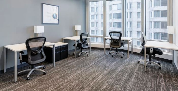 1325 Avenue Of The Americas, New York - Image 4