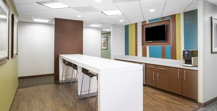 Wells Fargo Plaza - Image 4