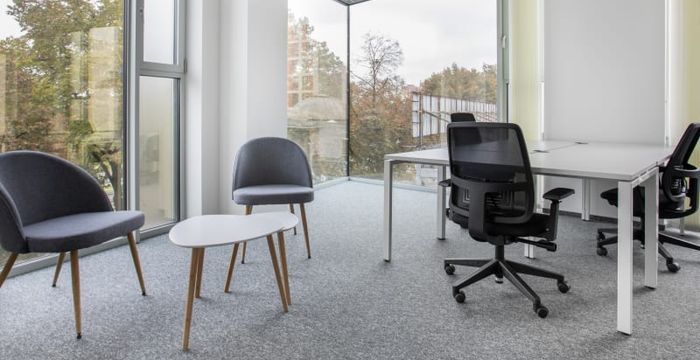 Grojecka Offices - Image 2