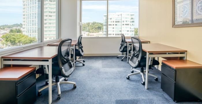 Four Tower Bridge - Image 2