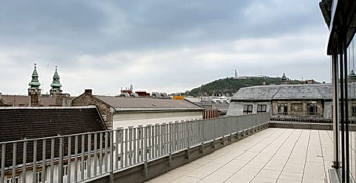 Kossuth Lajos Utca 7-9, Budapest - Image 2