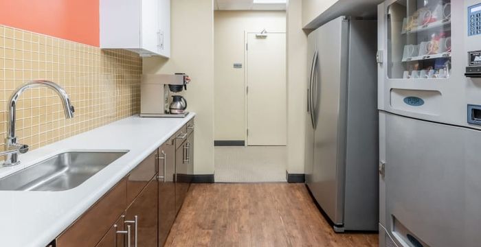 Bank of America Building - Image 5