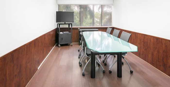 Av De Las Americas 1600 Country Club, Guadalajara - Image 2