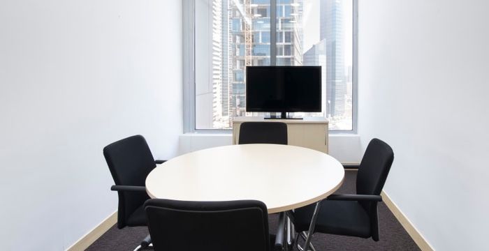 Omar Bin Al Khattab Street, Kuwait City - Image 3