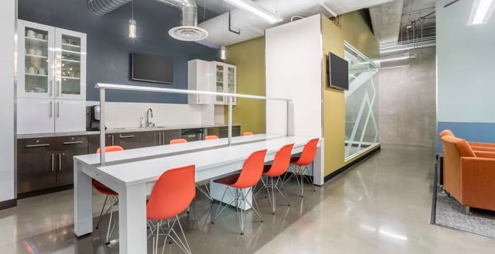 5250 Lankershim Blvd 5250 Lankershim Blvd, North Hollywood - Image 2