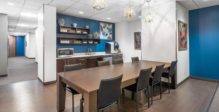 1341 W Mockingbird Lane, Dallas - Image 4