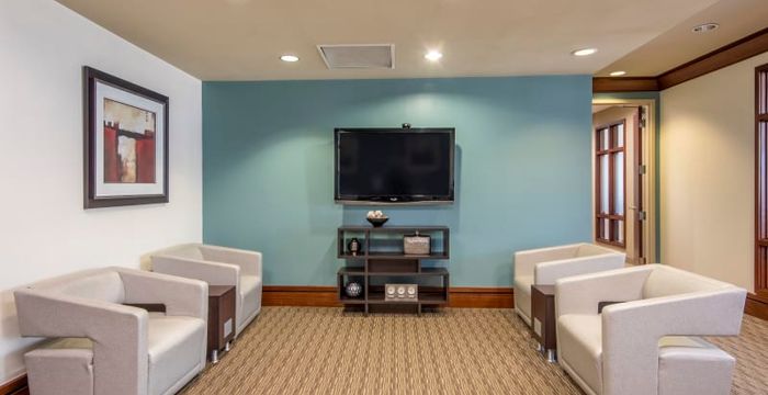 5960 Fairview Road, Charlotte - Image 2