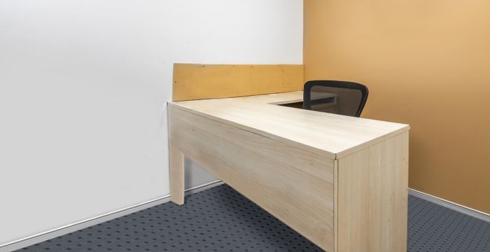 Dr Annie Besant Road Worli, Mumbai - Image 2