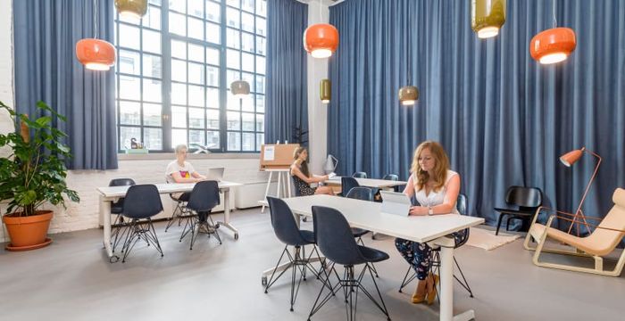 Vaci Ut 47 E, Budapest - Image 2