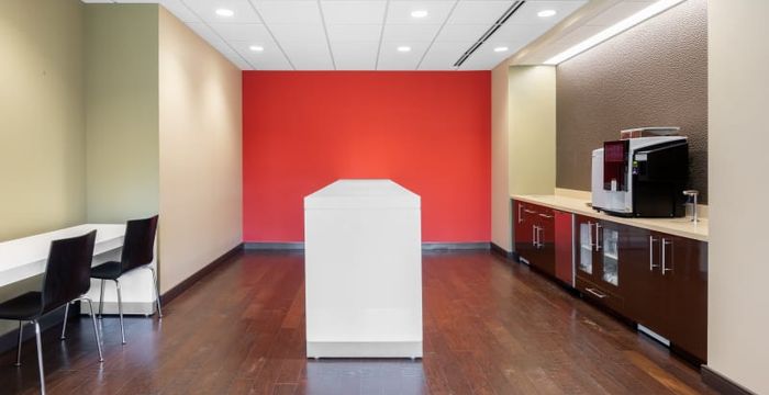 100 S Saunders Road, Lake Forest - Image 4