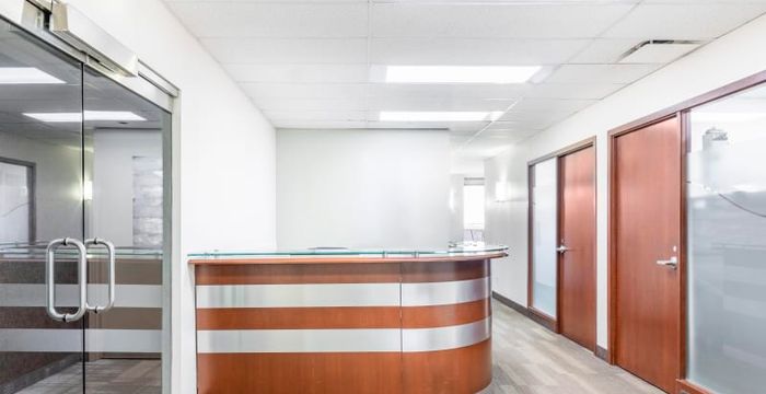 1816 Crowchild Trail Nw, Calgary - Image 4