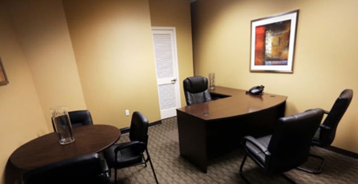 1661 International Drive, Memphis - Image 2