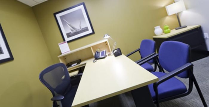 Zona Rosa Shopping Center - Image 4