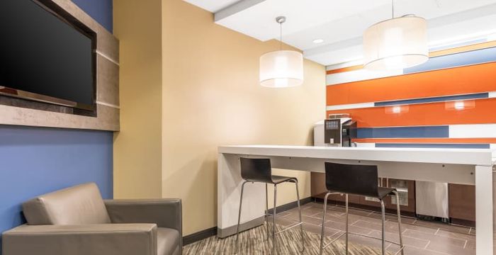 8295 Tournament Drive, Memphis - Image 3