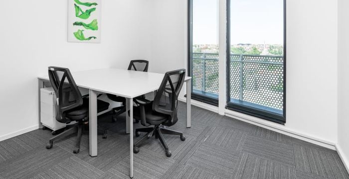 8 Eski Cirpıci Caddesi, Istanbul - Image 3