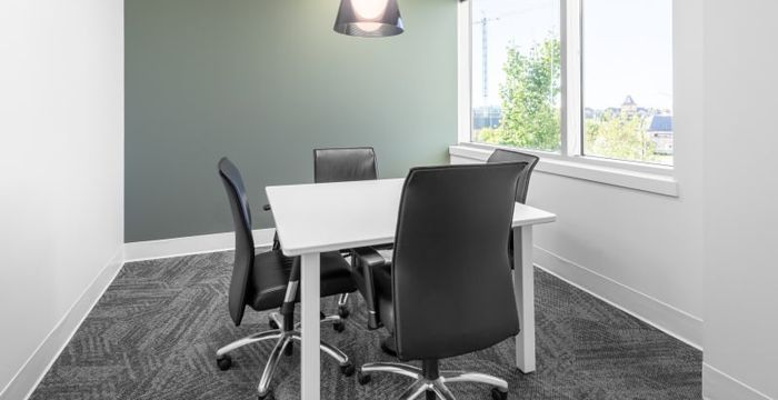 160 Quarry Park Boulevard Se, Calgary - Image 2