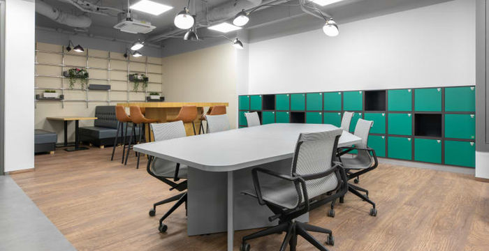 Ul Solec 18/20, Warsaw - Image 2