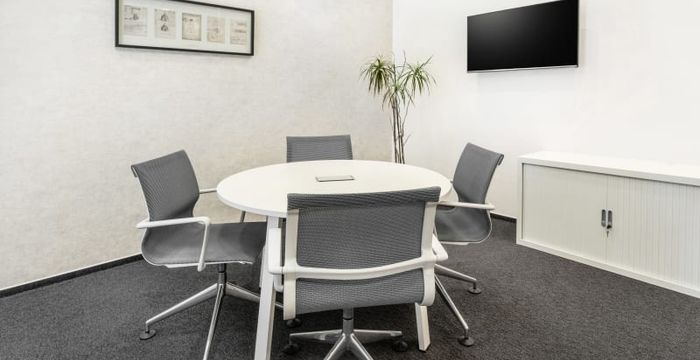 1702/65 Na Strzi, Prague - Image 5