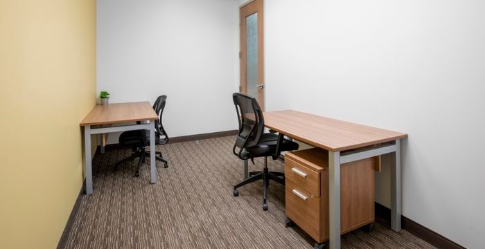 600 Crowfoot Crescent Nw, Calgary - Image 3