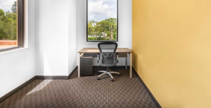 4851 Tamiami Trail North, Naples - Image 2