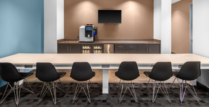 4851 Tamiami Trail North, Naples - Image 4