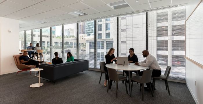 Las Olas Square - Image 5