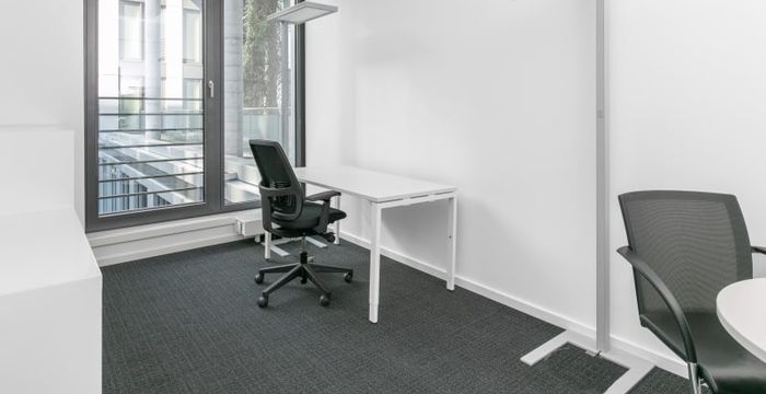 Hamburg City Nord - Image 2