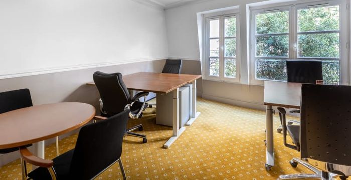 27-29 Rue De Bassano, Paris - Image 5