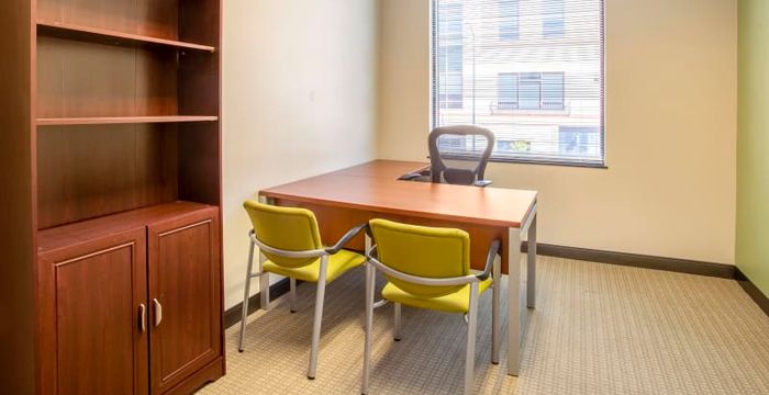 Country Club Plaza - Image 2